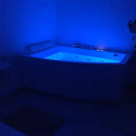 Cozy 67 Apartment